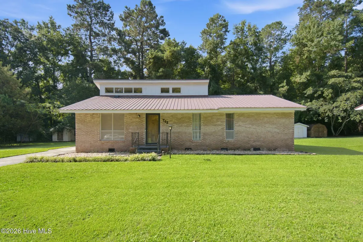 713 Pinewood Drive, Whiteville, NC 28472 - #1