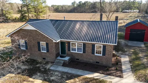 702 Jones White Road, Roper, NC 27970