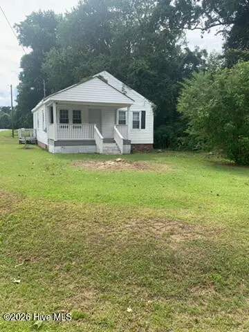 22 Warren Chapel Church Road, Chocowinity, NC 27817