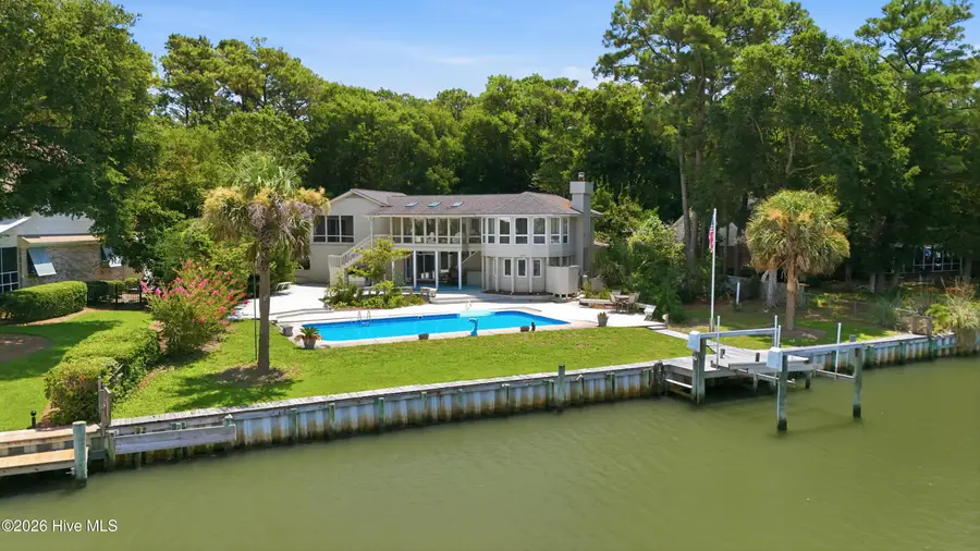 286 Oakleaf Drive, Pine Knoll Shores, NC 28512 - #2