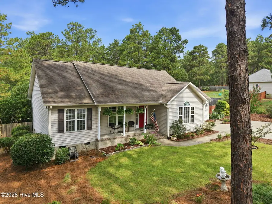 612 Seymour Street, Aberdeen, NC 28315 - #2