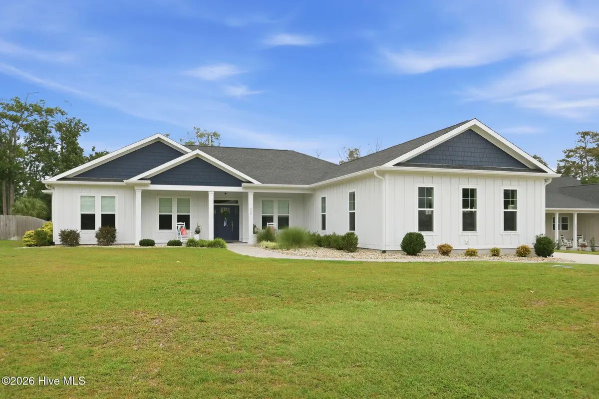 208 S Spooners St Extension, Morehead City, NC 28557 - #1