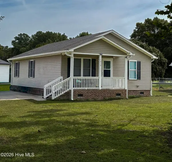 810 W Grubb Street, Hertford, NC 27944