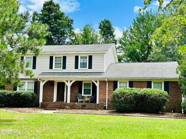 409 Oxford Road, Greenville, NC 27858
