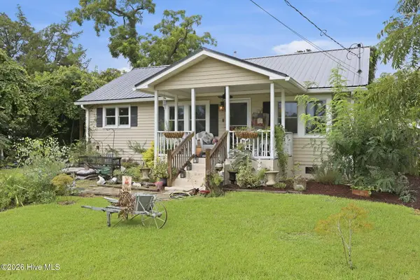 102 Ellington Street, New Bern, NC 28560