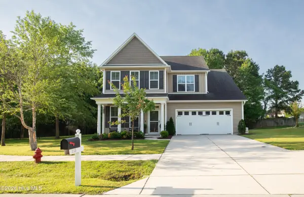 115 Bunchberry Court, Hampstead, NC 28443