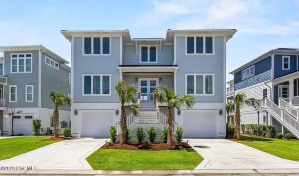 804 Waterstone Drive, Wilmington, NC 28411