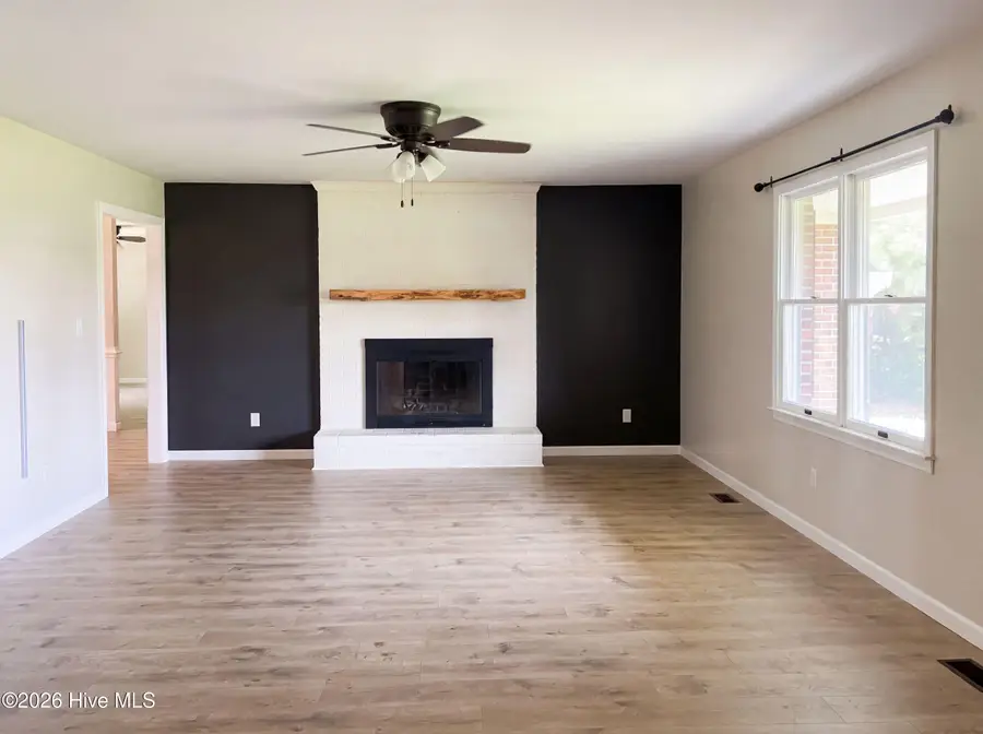1003 Bateman Drive, Elizabeth City, NC 27909 - #3