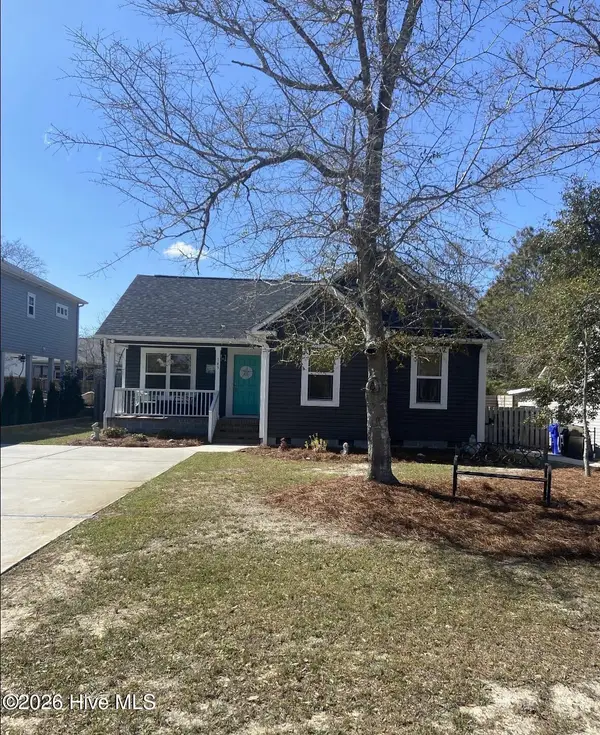 143 NW 4th Street, Oak Island, NC 28465