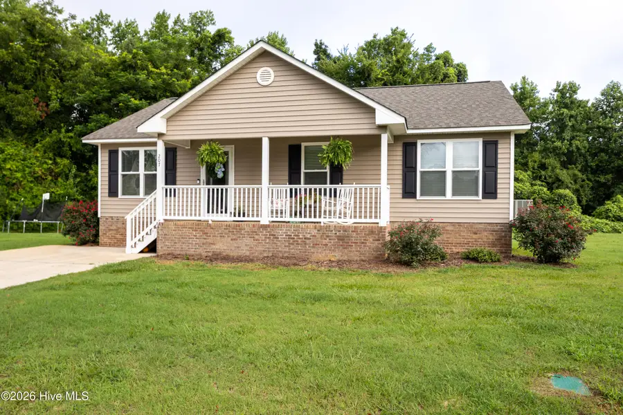 207 Dixie Circle, Clinton, NC 28328 - #3