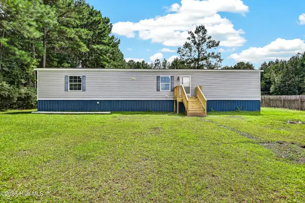 125 Woodleaf Lane, Jacksonville, NC 28540