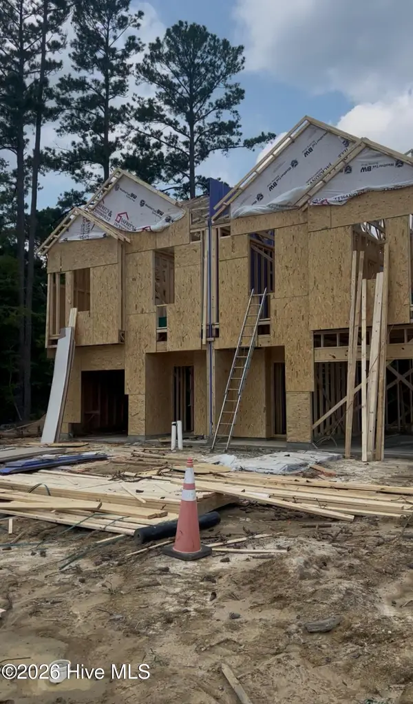 105 Chestnut Hill Drive, Jacksonville, NC 28546