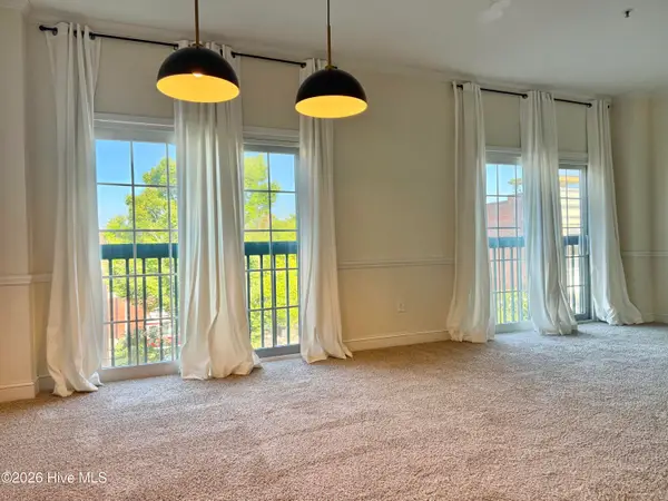 212 Middle Street #303, New Bern, NC 28560