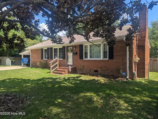 113 S Canal Street, Whiteville, NC 28472