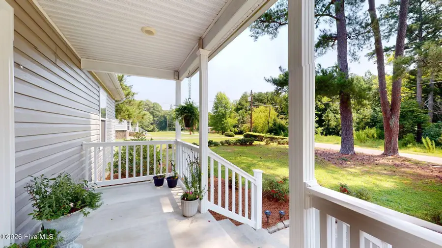 114 Lincoln Avenue, Vass, NC 28394 - #3