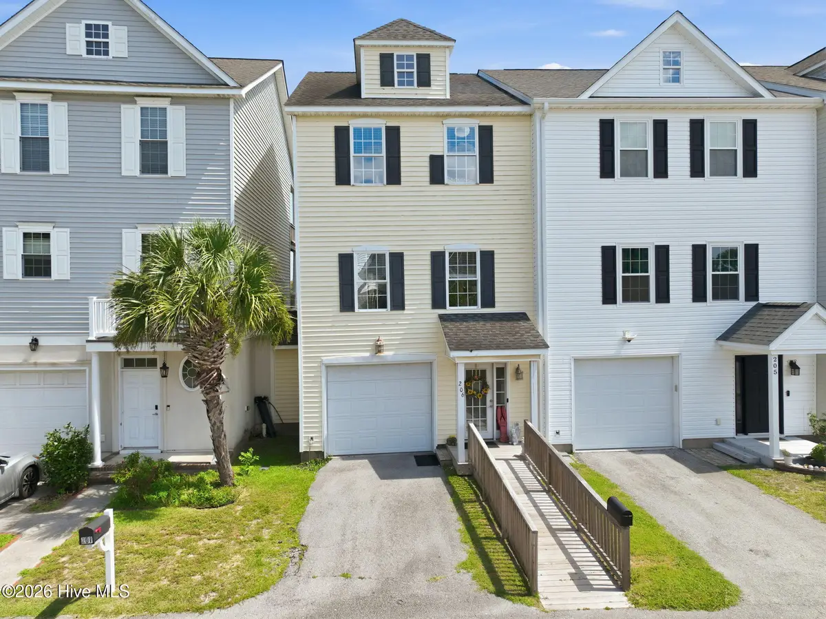 1800 Bay Street #206, Morehead City, NC 28557 - #1