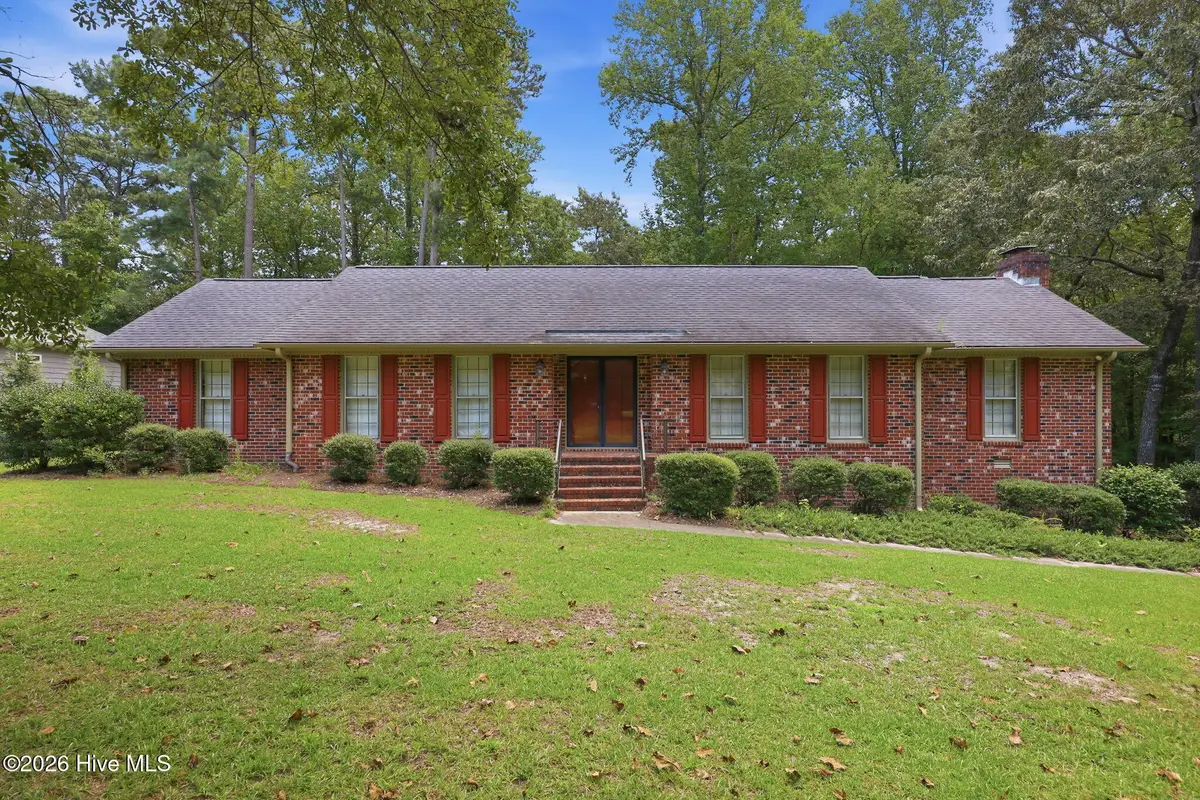 111 Robin Road, Greenville, NC 27858 - #1