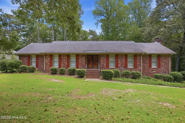 111 Robin Road, Greenville, NC 27858