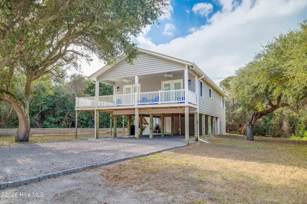 108 Hoffman Beach Road, Salter Path, NC 28512
