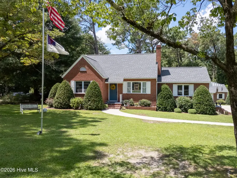 1301 N Poplar Street, Aberdeen, NC 28315 - #3