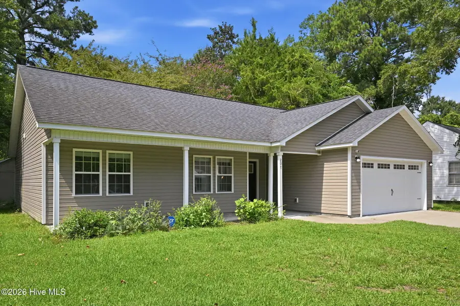 207 Sherwood Road, Jacksonville, NC 28540 - #3