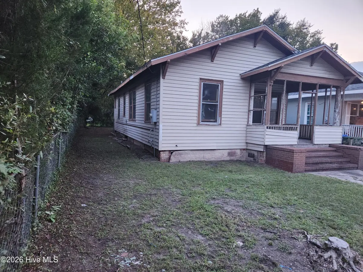 207 N 12th Street, Wilmington, NC 28401 - #1