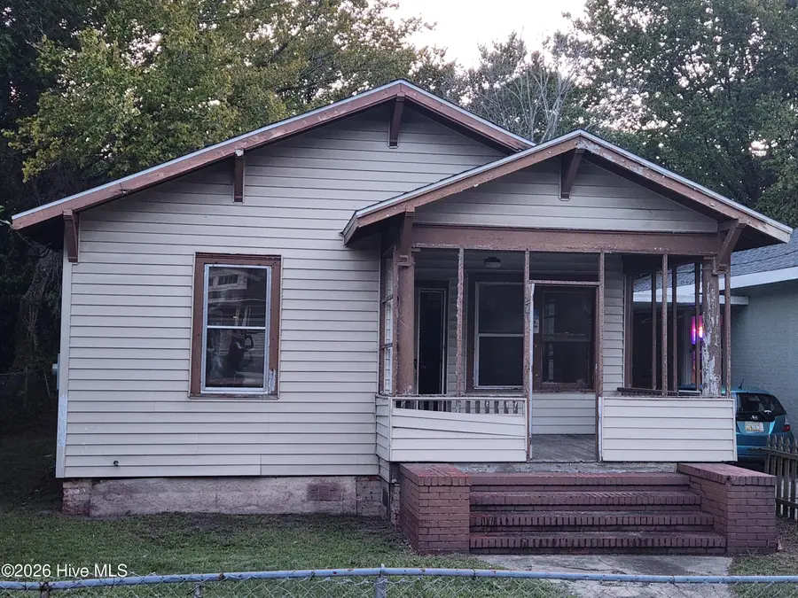 207 N 12th Street, Wilmington, NC 28401 - #3