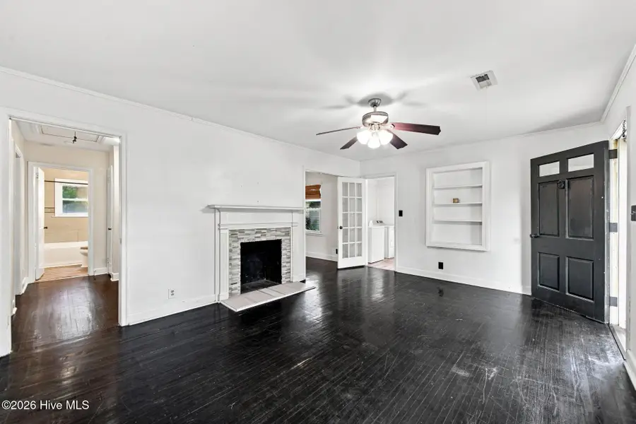 106 S Griffin Street, Elizabeth City, NC 27909 - #3