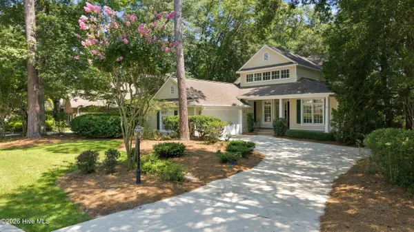 8313 Vintage Club Circle, Wilmington, NC 28411