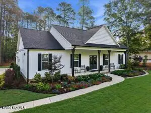 105 Stallion Drive, West End, NC 27376