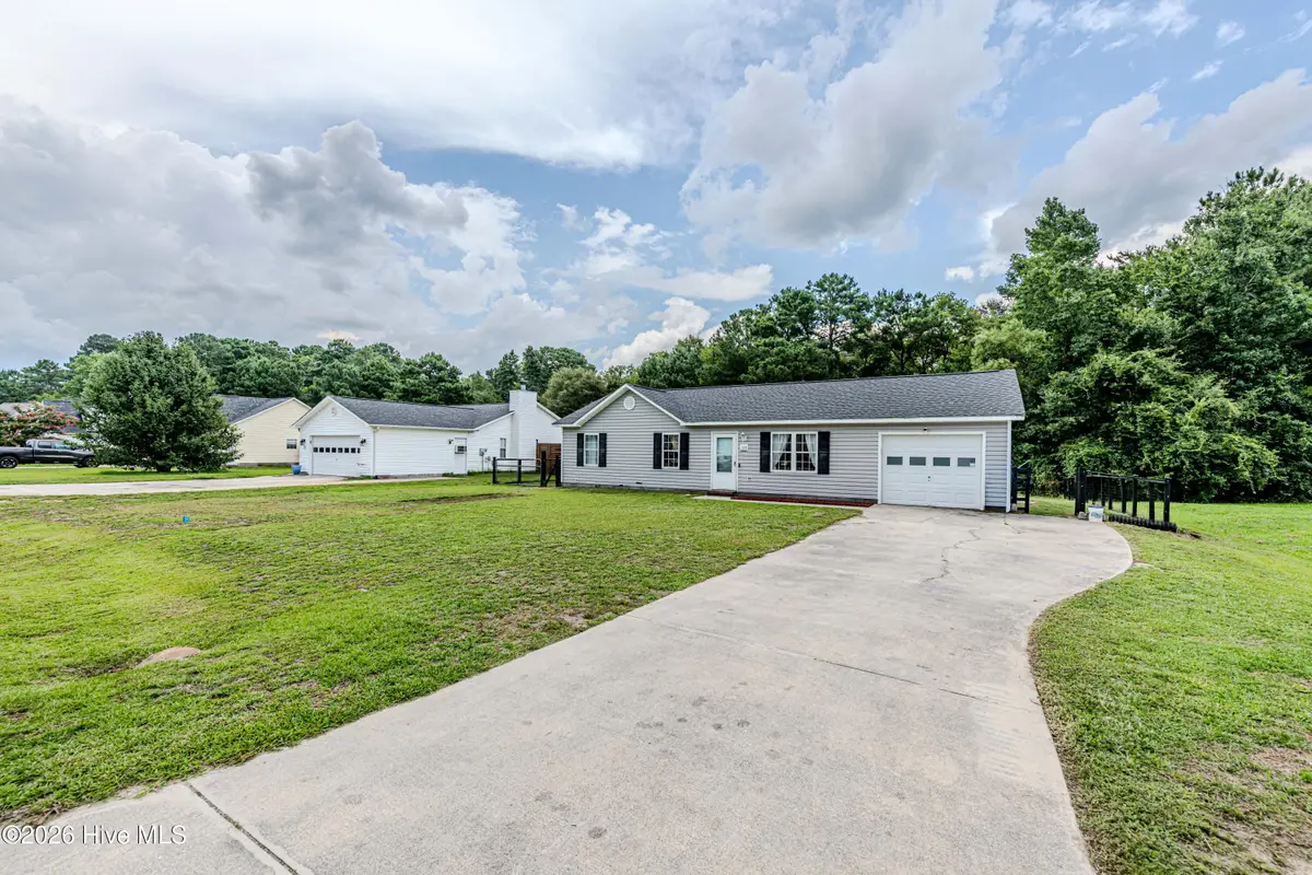 106 Linden Road, Richlands, NC 28574 - #1