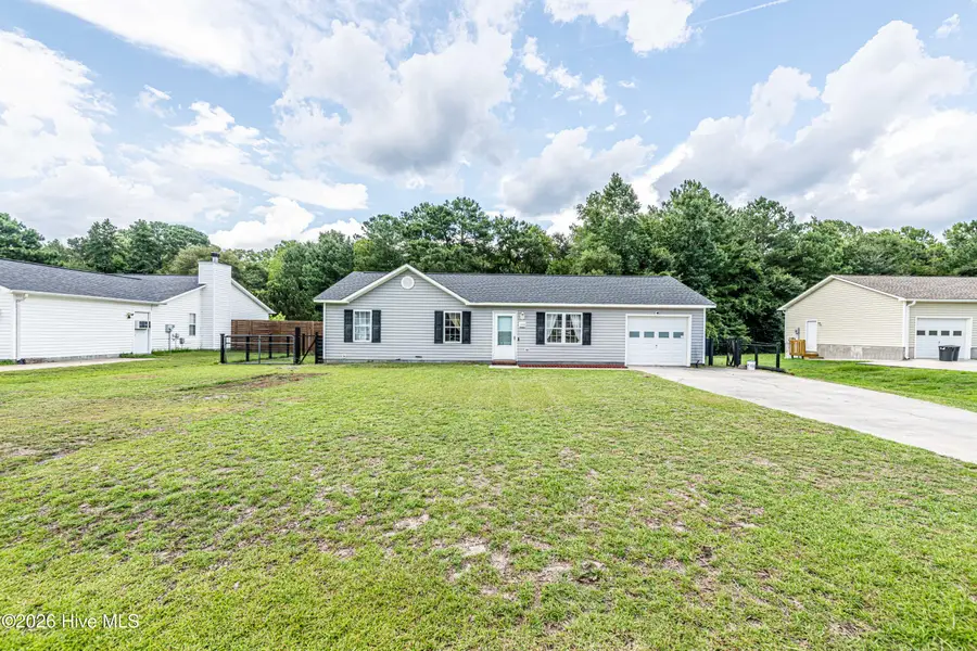 106 Linden Road, Richlands, NC 28574 - #2