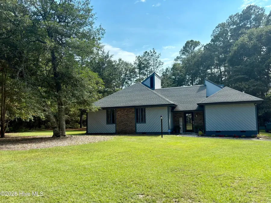 12800 Woodbridge Drive, Laurinburg, NC 28352 - #2