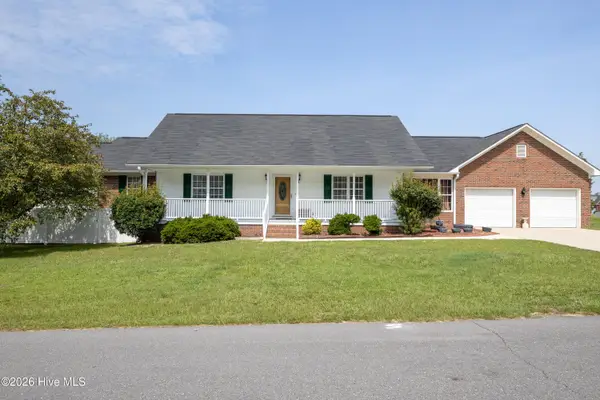 424 Cedar Lake Lane, Clinton, NC 28328