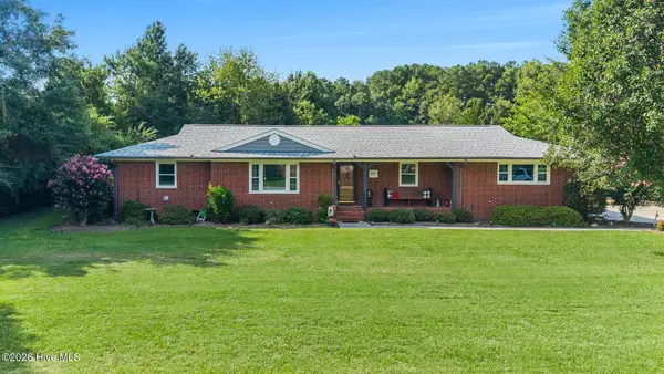 217 E Henry Street, Atkinson, NC 28421