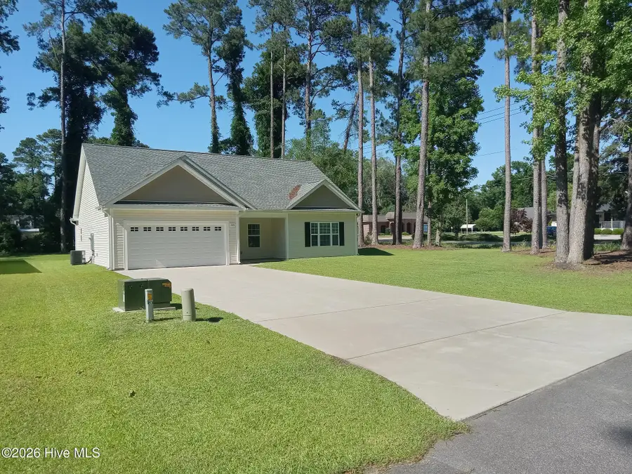 525 Vineland Drive, Whiteville, NC 28472 - #3