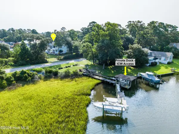 600 Cordgrass Road, Hampstead, NC 28443