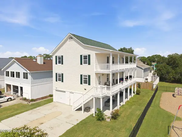 930 Riptide Lane, Carolina Beach, NC 28428