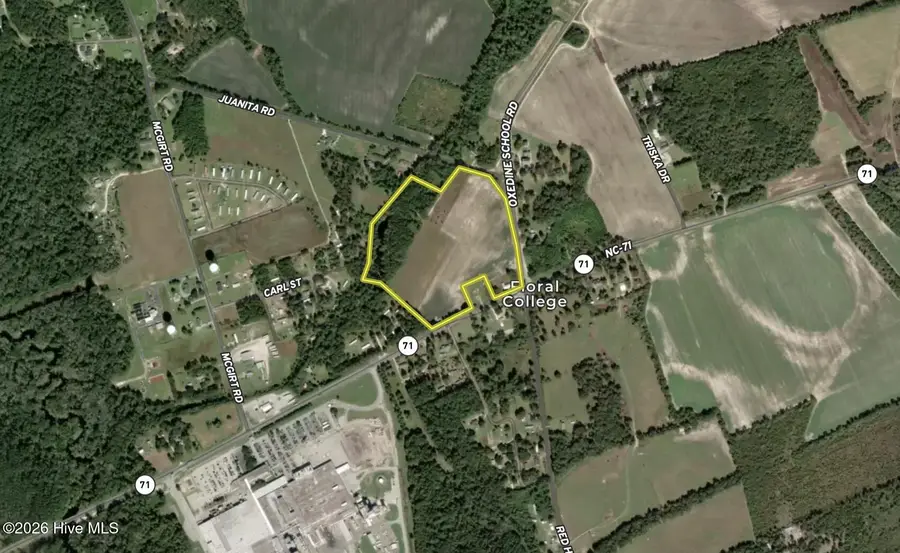 2740 Nc 71 Highway, Maxton, NC 28364 - #2