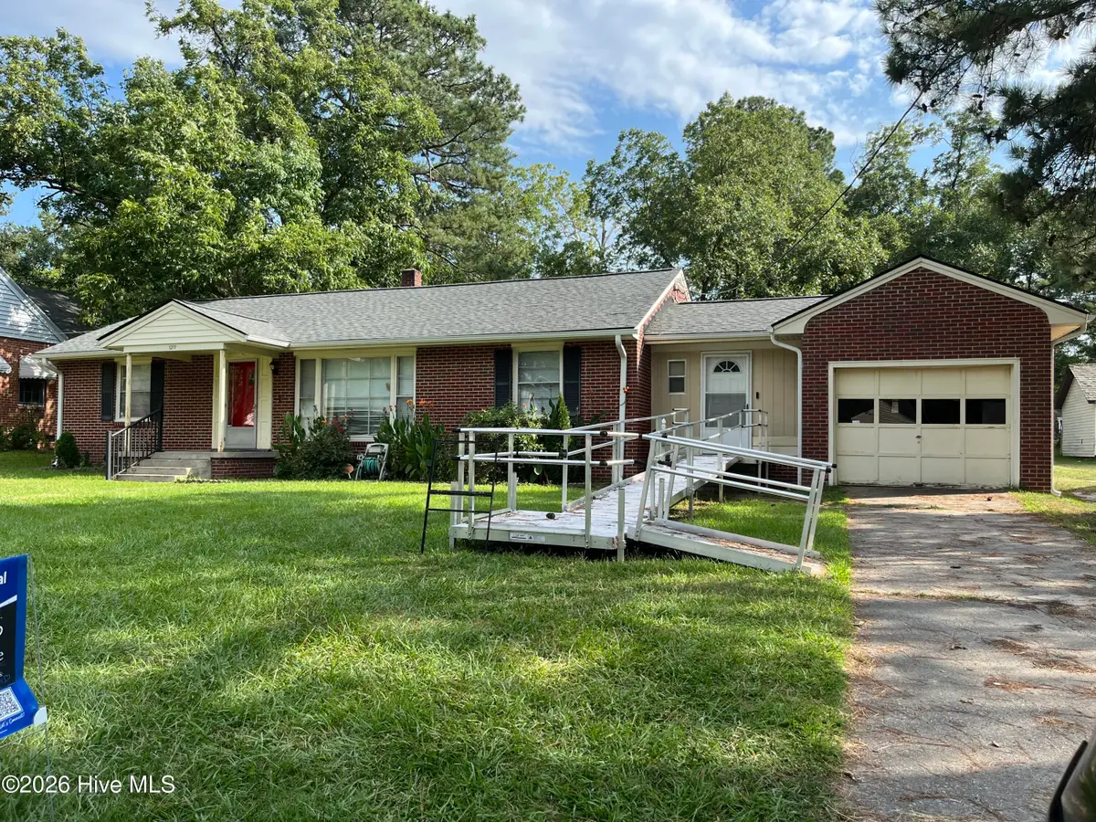 1219 W Thomas Street, Rocky Mount, NC 27804 - #1