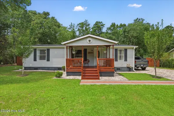 8716 Old Forest Drive Ne, Leland, NC 28451