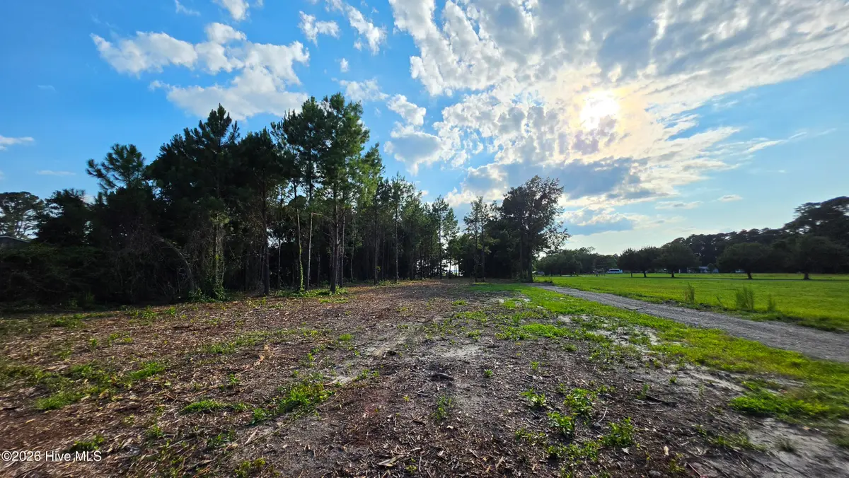 847 Highway 101, Beaufort, NC 28516 - #1