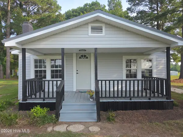 1106 S Dobson Chapel Road S, Magnolia, NC 28453