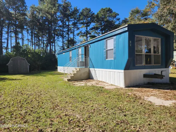 15 Marlette Street, Hubert, NC 28539