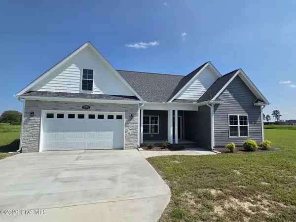 2753 Whitaker Glen Drive, Farmville, NC 27828