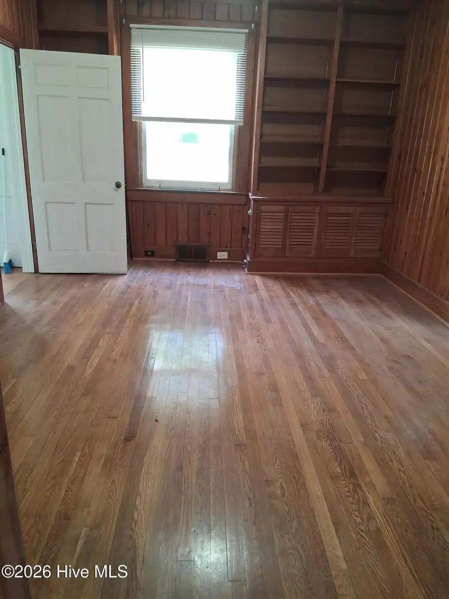 404 Wilson Avenue, Kinston, NC 28501 - #2