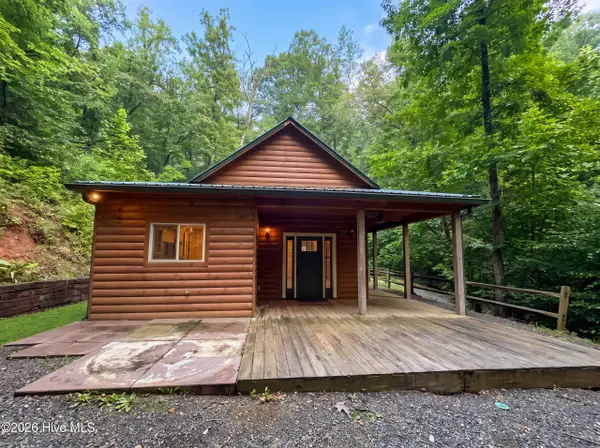 172 Gardenia Court, Marble, NC 28905