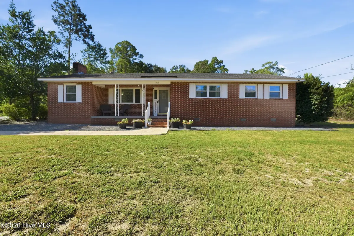 1105 Oak Avenue, Hamlet, NC 28345 - #1