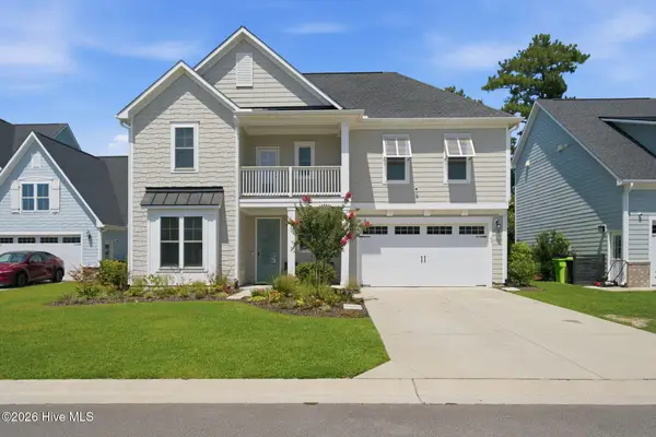 100 Daylight Drive, Hampstead, NC 28443