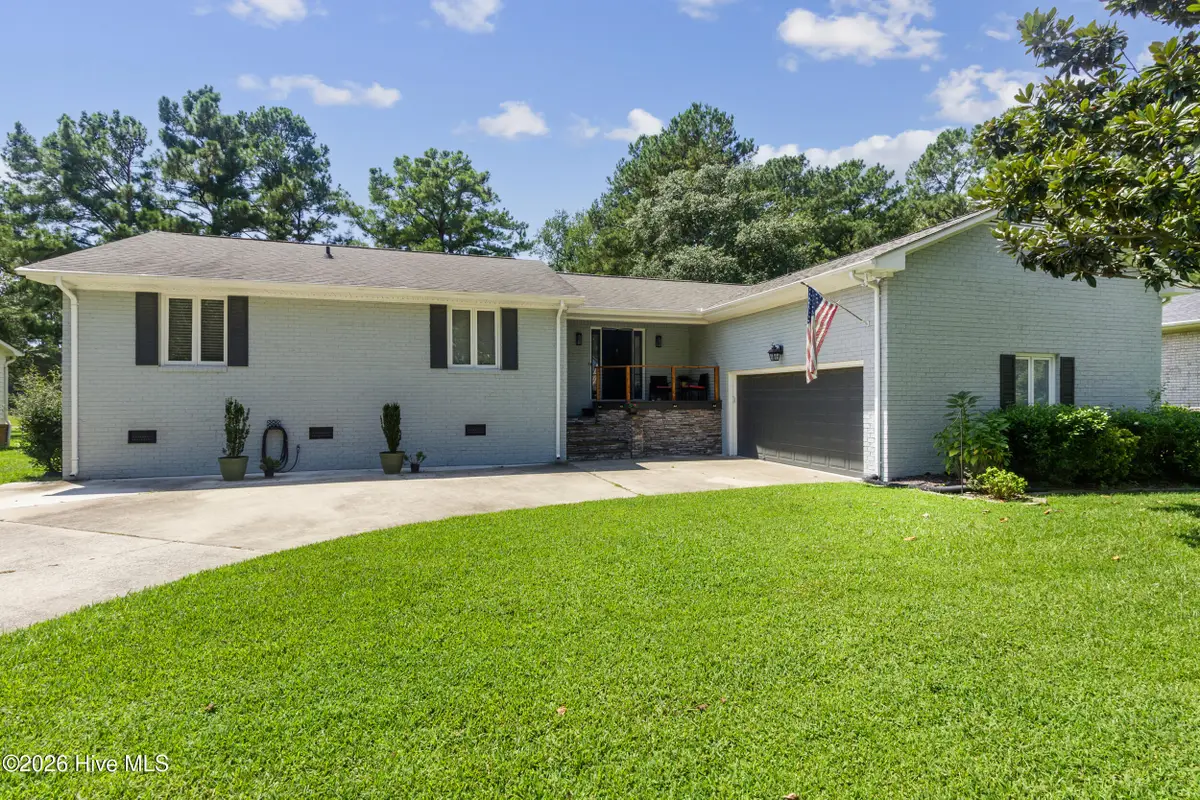 701 Plantation Drive, New Bern, NC 28562 - #1